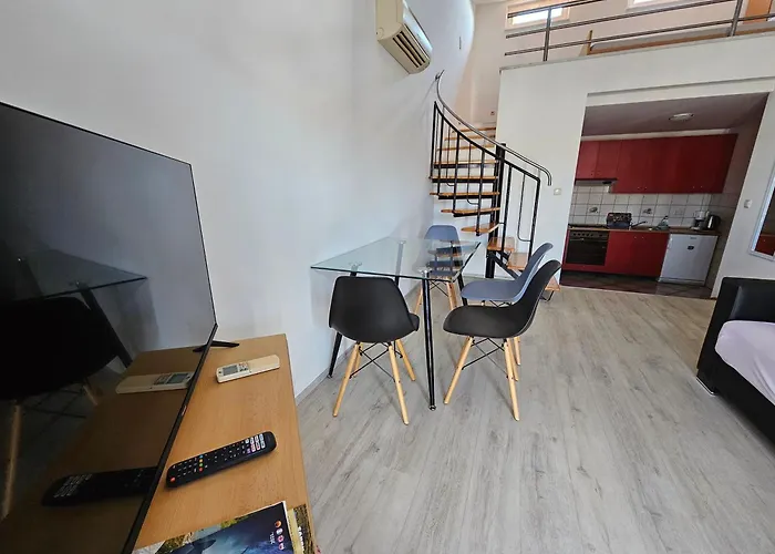 شقة Nina بولا